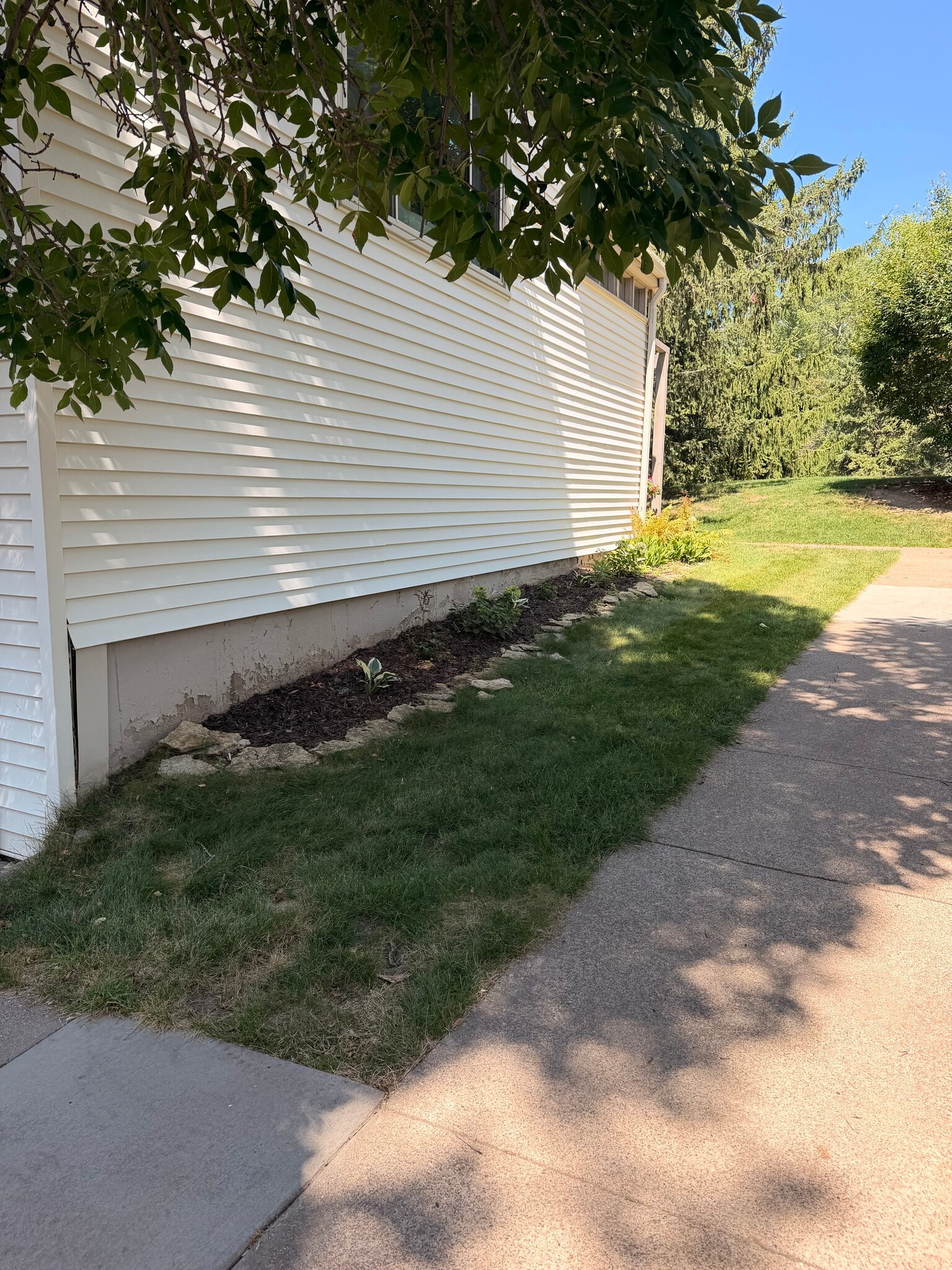 Building Photo - 118 Avignon Ct
