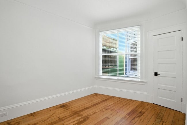 Building Photo - 148 Fillmore St