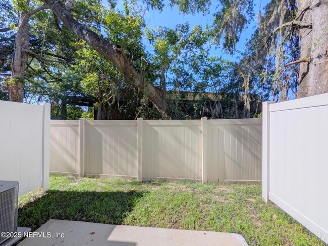 Building Photo - 5938 Ortega Lk Dr