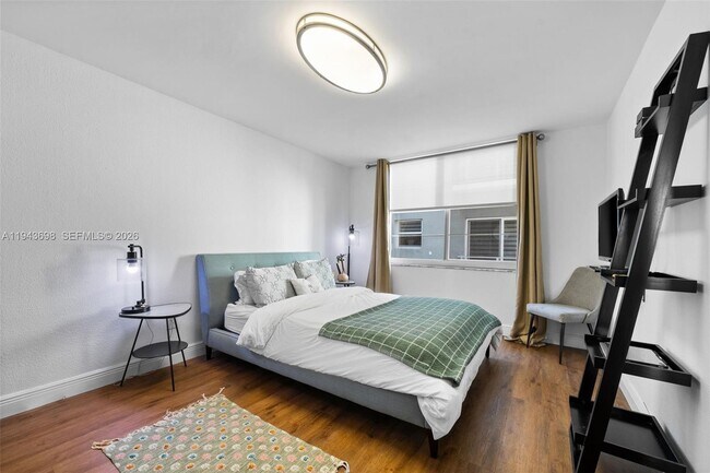 Building Photo - 631 Jefferson Ave