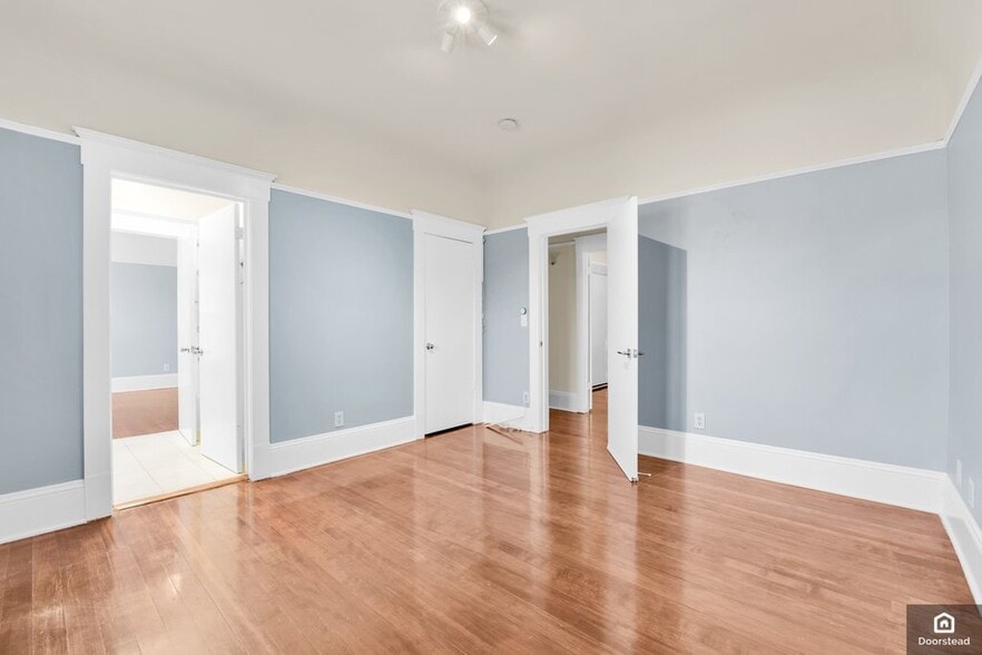 Building Photo - 114 N 17th St