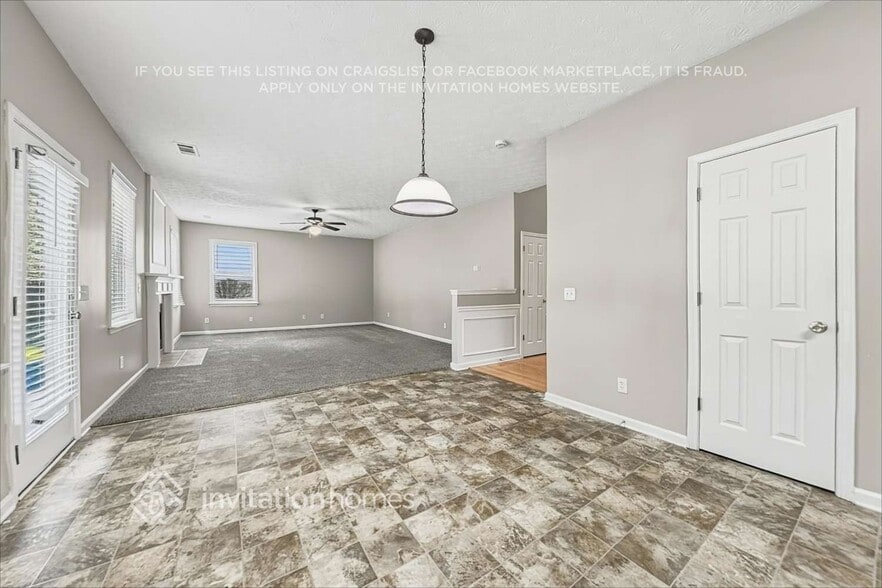 Building Photo - 2900 Cooper Woods Dr