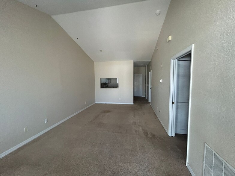 Building Photo - 8424 Bernwood Cove Loop