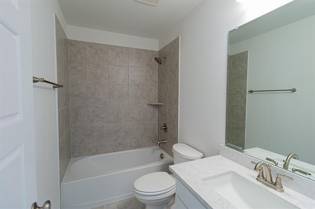 Building Photo - 4924 Daybreak Dr