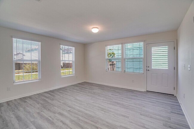 Building Photo - 576 Ferrule Dr