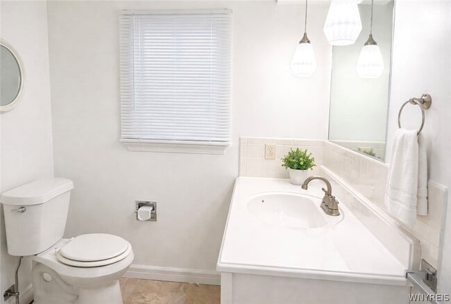 Building Photo - 263 Fruitwood Terrace