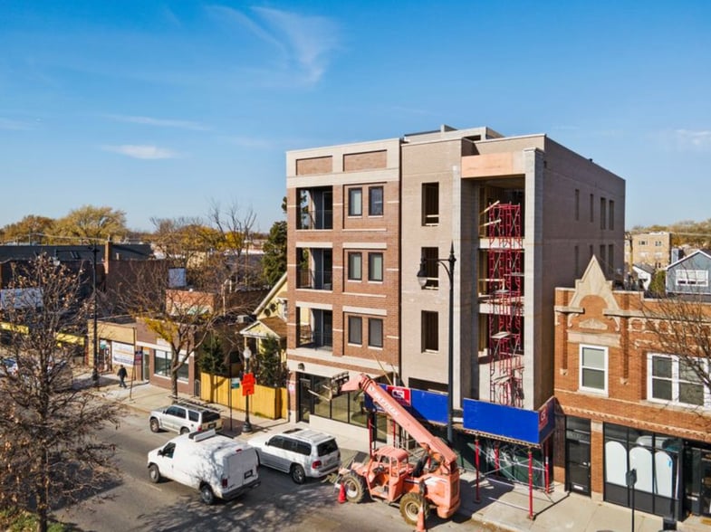 Building Photo - 3336 W Irving Park Rd