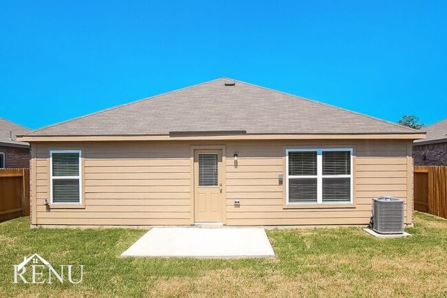Building Photo - 10479 Red Cardinal Dr