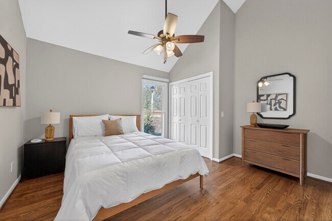 Building Photo - 1002 Cupp Ln