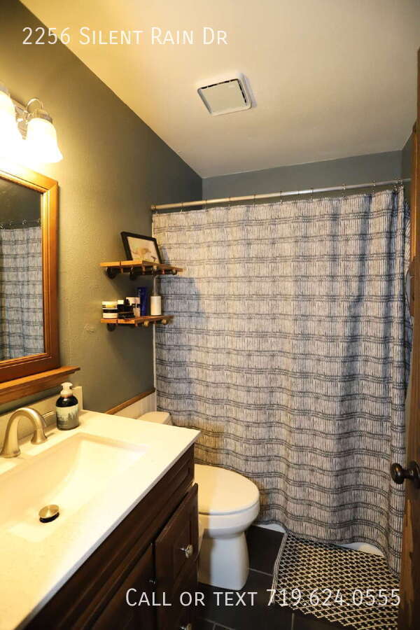 Building Photo - 2256 Silent Rain Dr