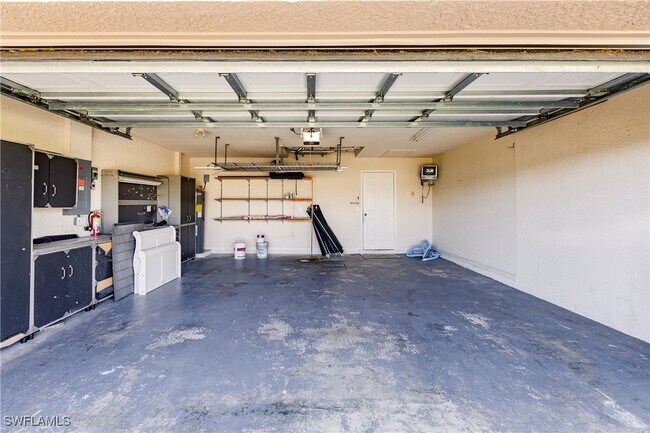 Building Photo - 1156 SW 44th Terrace