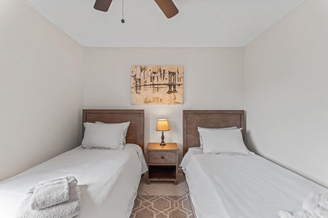 Building Photo - 8745 Sol Terrace