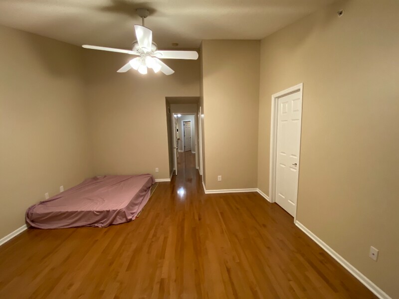Building Photo - 5030 Archer Ln N