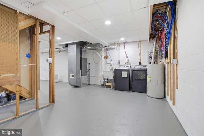 Building Photo - 51 Potter Ct