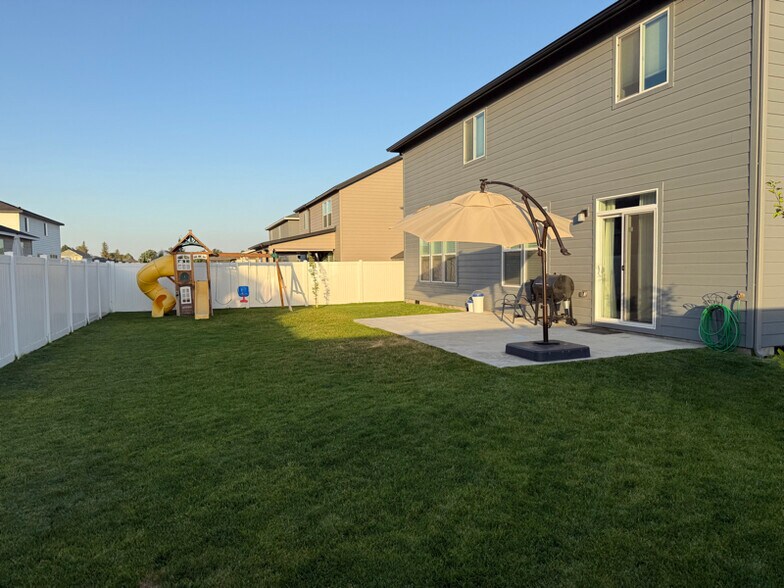 Building Photo - 4712 W Merlin St