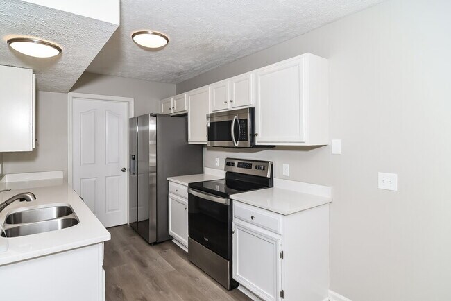 Building Photo - 247B Indian Park Dr