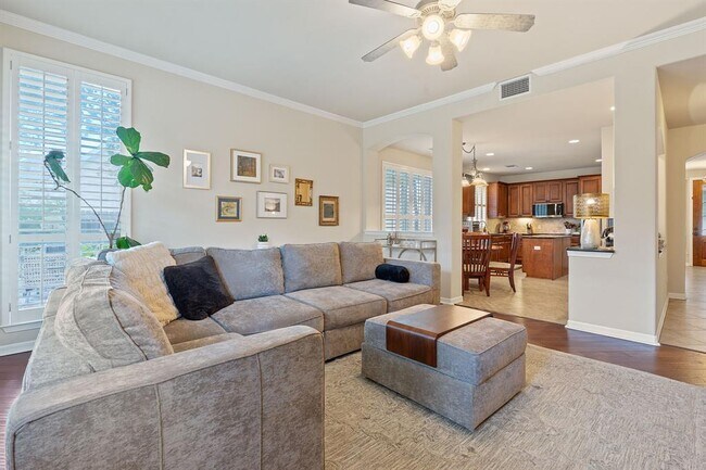 Building Photo - 2634 Plantation Dr