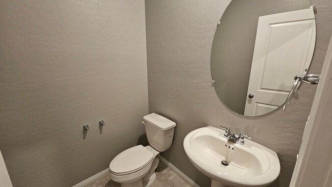 Building Photo - COMING SOON!  AWESOME SUMMERLIN TOWNHOME!