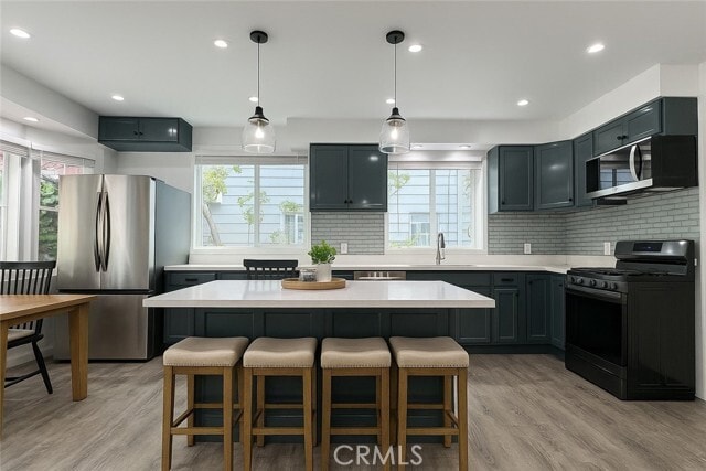 Building Photo - 2212 Linda Flora Dr