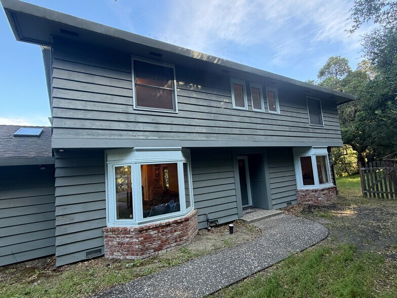 Building Photo - 125 Goodfellow Dr