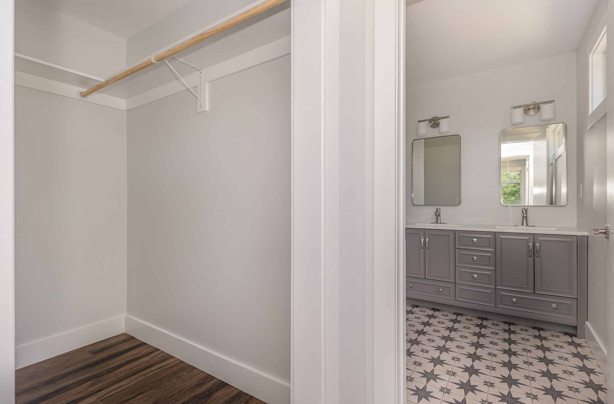Building Photo - Room in House on S Alston Ave
