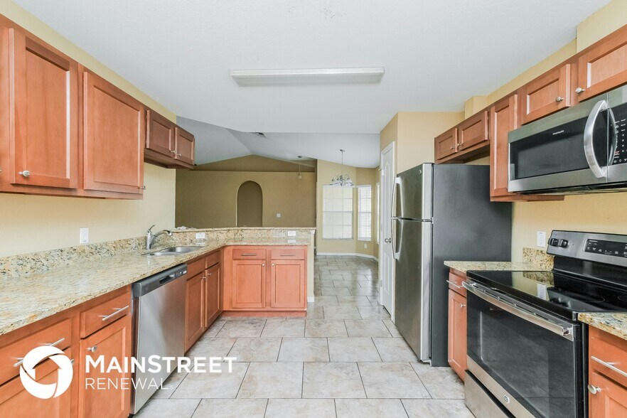 Building Photo - 1641 Larkin Rd