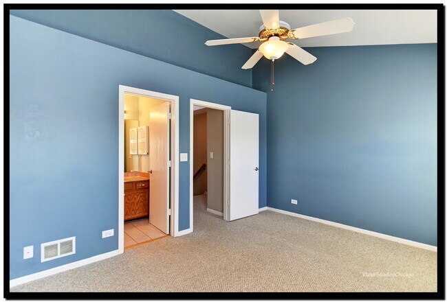 Building Photo - 1519 Darien Lake Dr