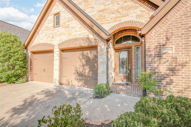 Building Photo - 29006 Crystal Rose Ln