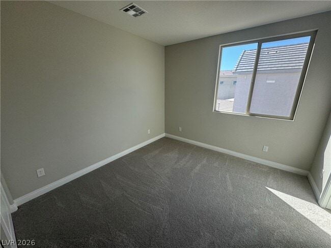 Building Photo - 1051 E Sunset Rd