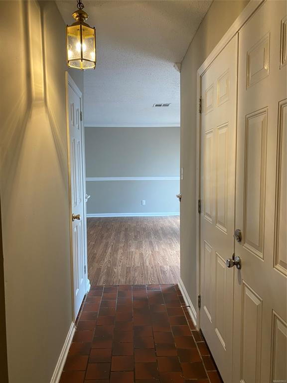 Building Photo - 1429 Dunbarton Rd