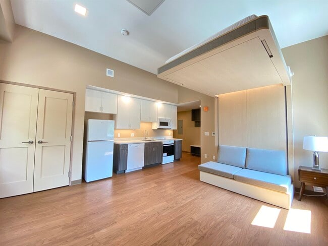 Building Photo - 83 Hanover St