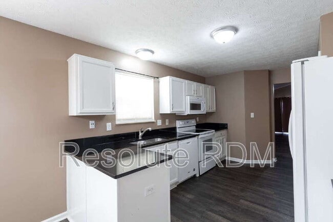 Building Photo - 9130 Allegro Dr