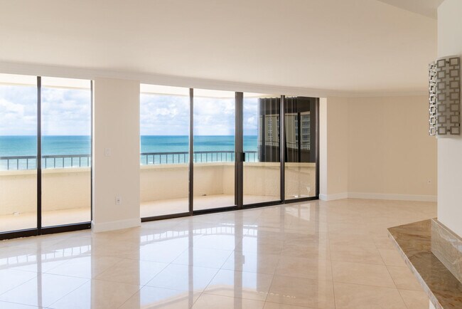 Building Photo - 5070 N Ocean Dr
