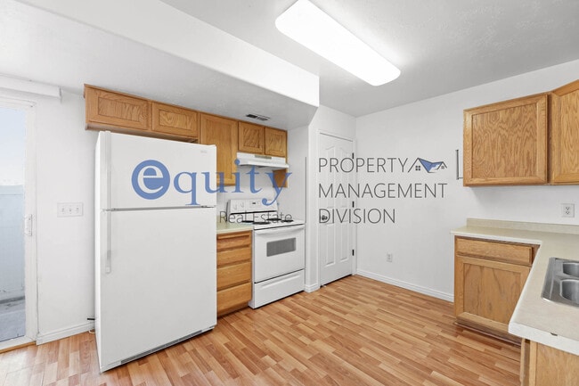 Building Photo - 377 E Newsome Park Ln