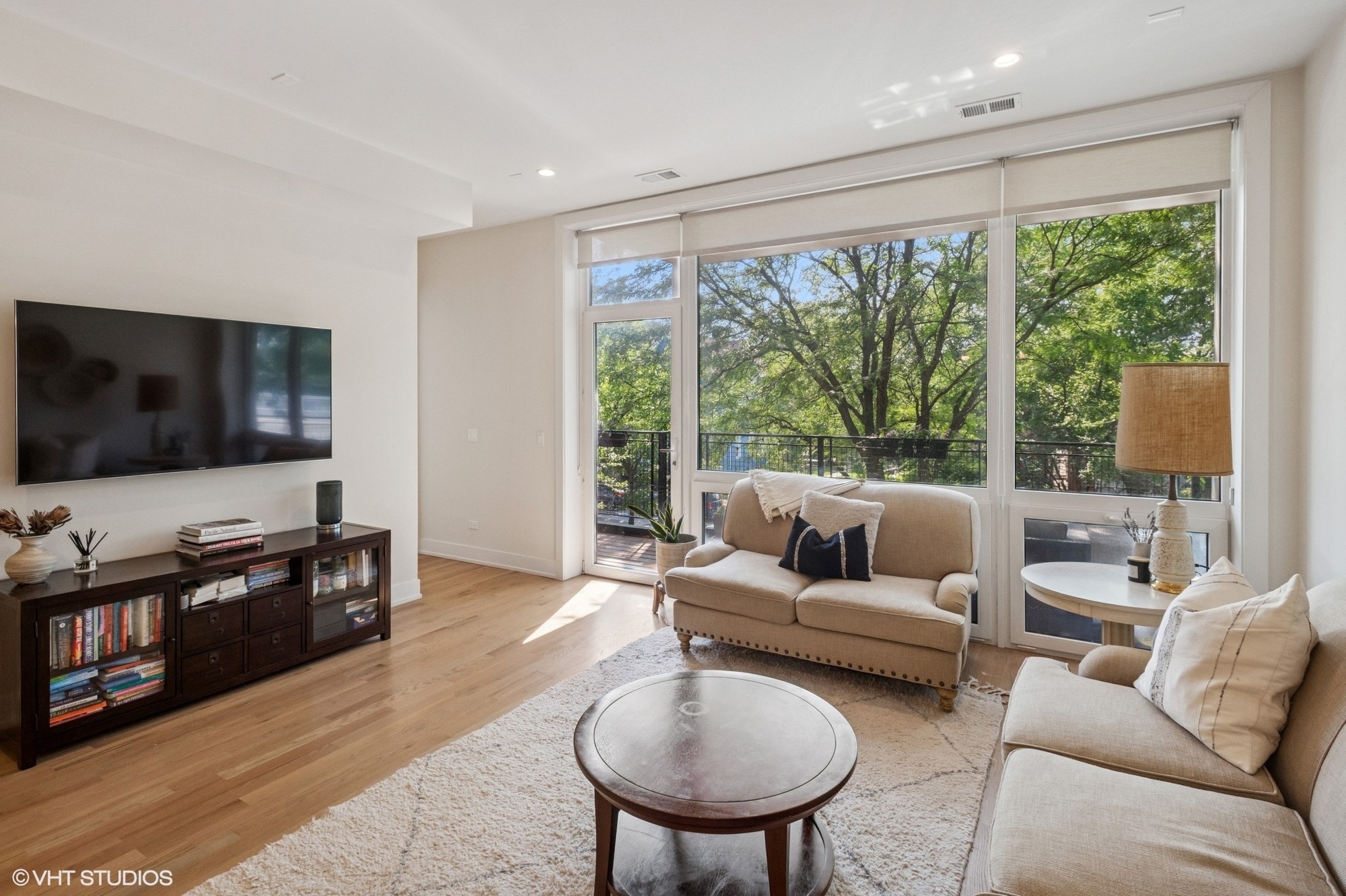 Building Photo - 1753 N Kedzie Ave