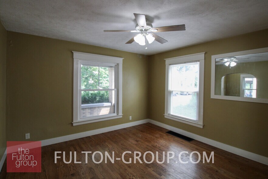 Building Photo - 113 Dwight Ave SE