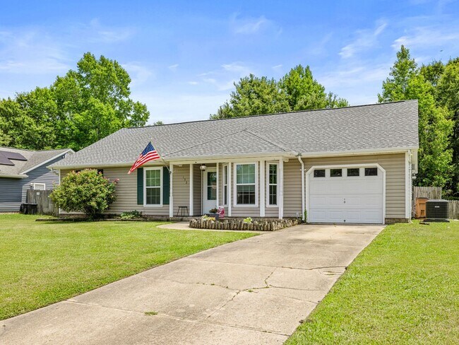 Building Photo - Raintree Subdivision