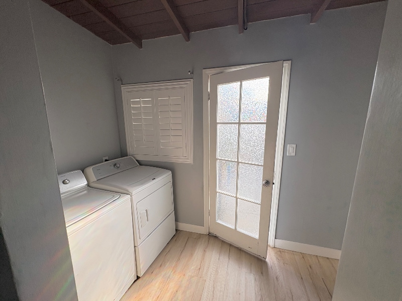 Building Photo - 8052 Fern Ave