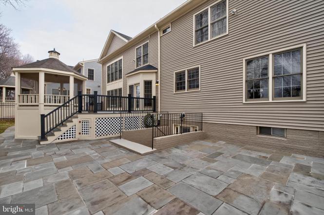 Building Photo - 1018 Heartfields Dr