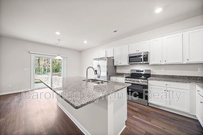 Building Photo - 3200 Polk and White Rd