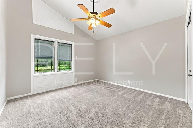 Building Photo - 2404 Gabriel View Dr