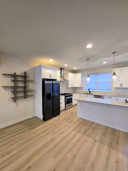 Building Photo - 13429 35th Dr SE