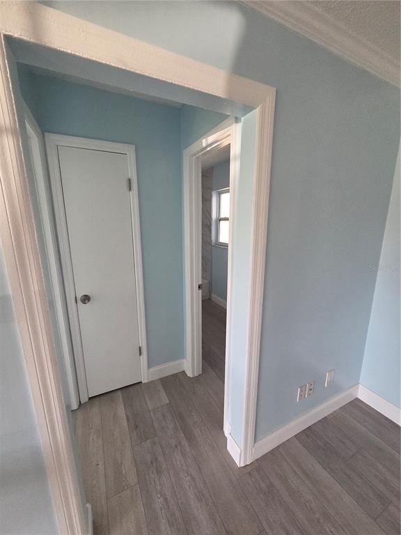 Building Photo - 9001 Spring Hill Dr