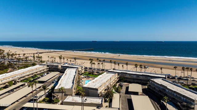 Building Photo - 304 E Surfside Dr