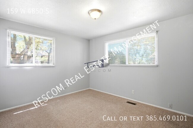 Building Photo - 159 W 4850 S