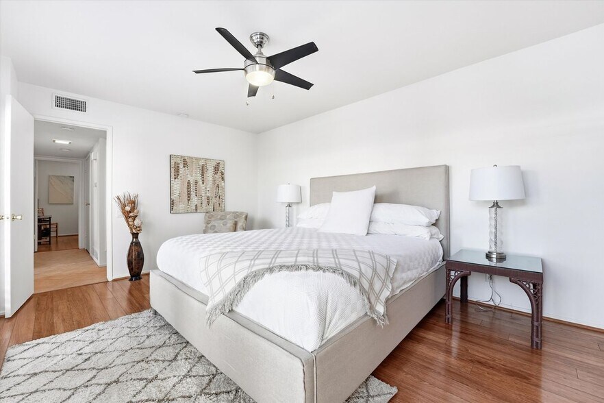 Building Photo - 2367 S Gene Autry Trail