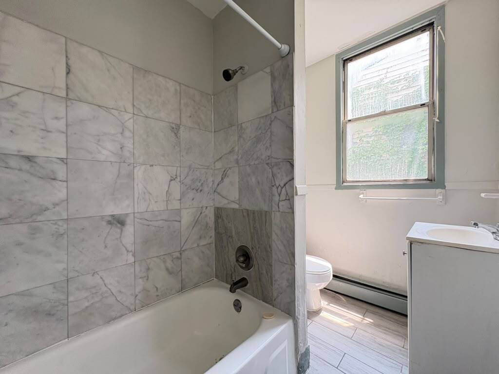 Building Photo - 53 Stegman St