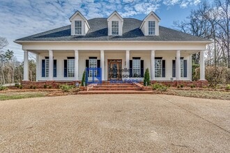 Building Photo - 6 Bed/4.5 Bath Home on 5 Acres in Cripple Creek Farms