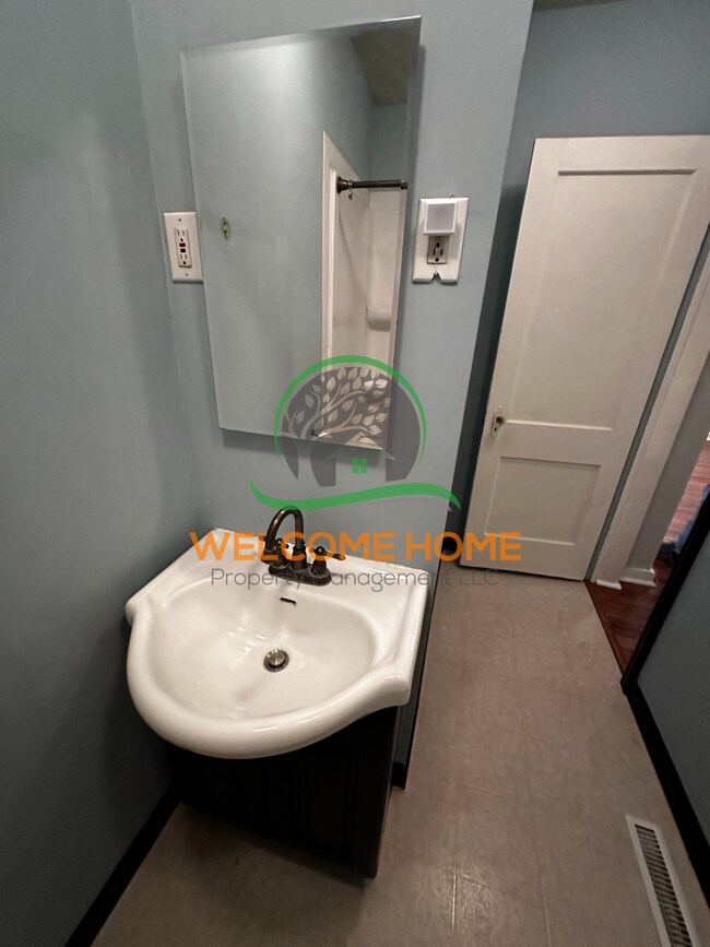 Building Photo - 22nd St