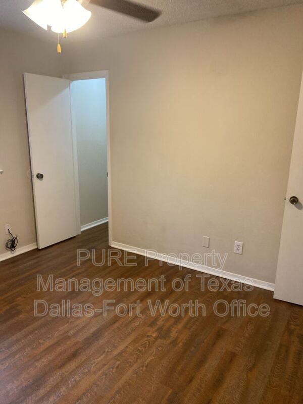 Building Photo - 4707 Burning Springs Dr
